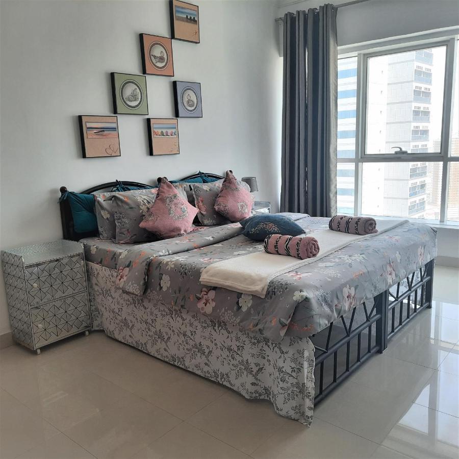 Beach Side Private Room Near Expo Center Sharjah Eksteriør bilde